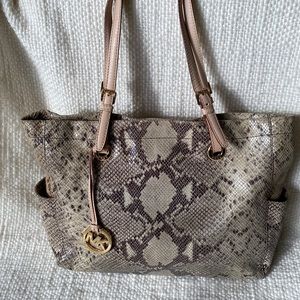 Snakeskin Michael Kors Shoulder bag